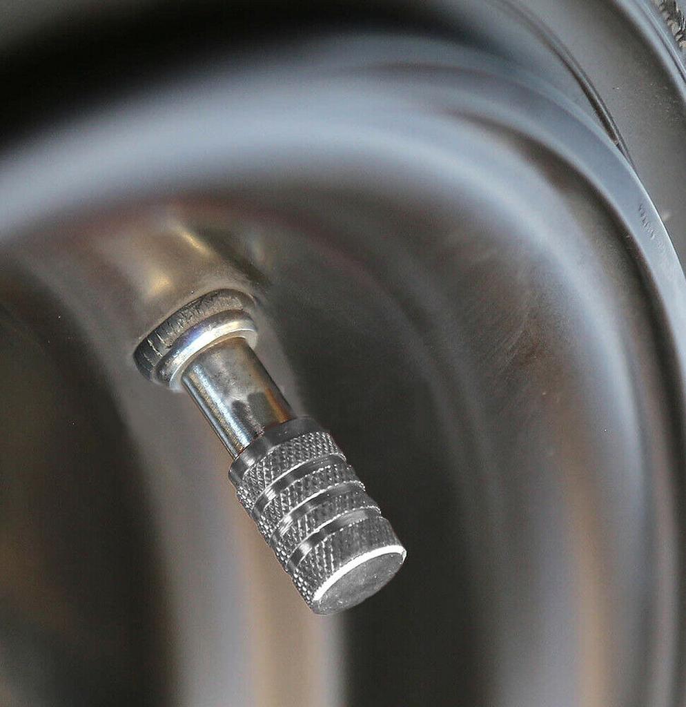 4x Silver Aluminium Bilhjul Däck Luftventil Stammar Kapslar Dammkåpor Tillbehör Biltrimning Yttre Delar Tillbehör Produkter