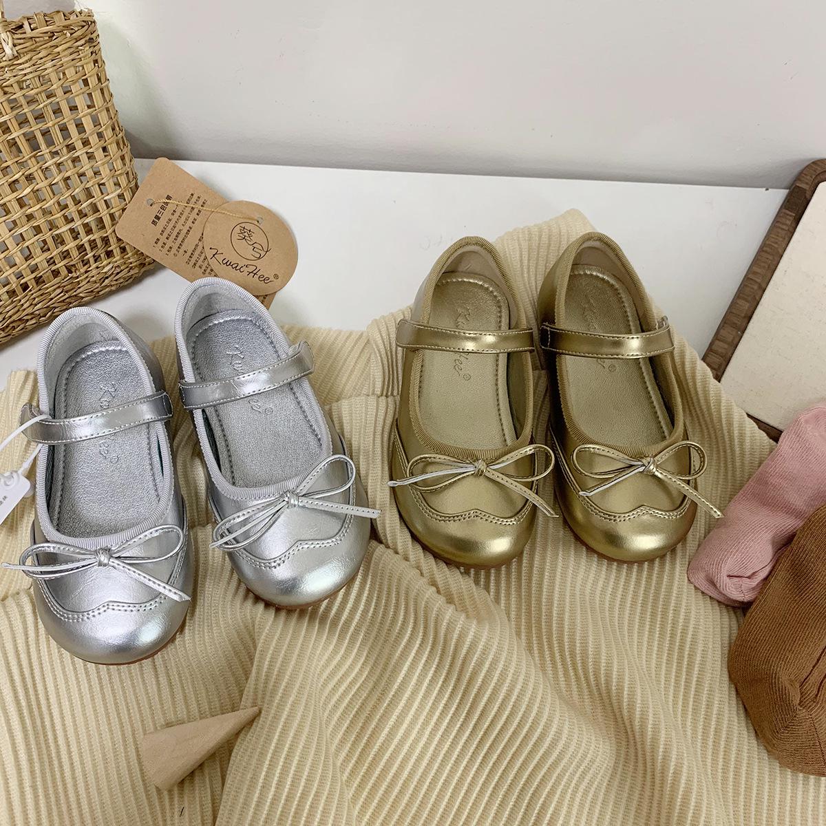 

Bowknot Leather Princess Shoes for Baby Girls 3 pairs: Size 23-25