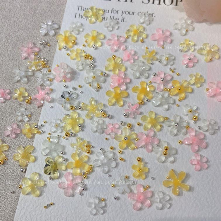 60pcs/bag Ice-clear Five-petal Flower Nail Art Accessories White Pink Flowers Gold and Silver Color Steel Beads