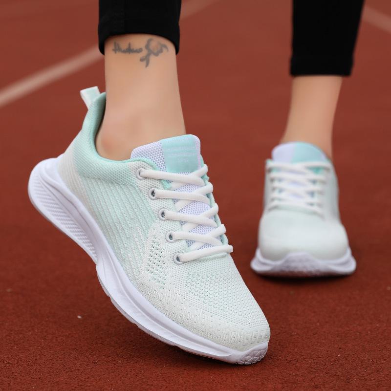 New Large Size Casual Sports Shoes Women's Flat Bottom Breathable Student Shoes Women's Travel Dad Shoes Running Shoes