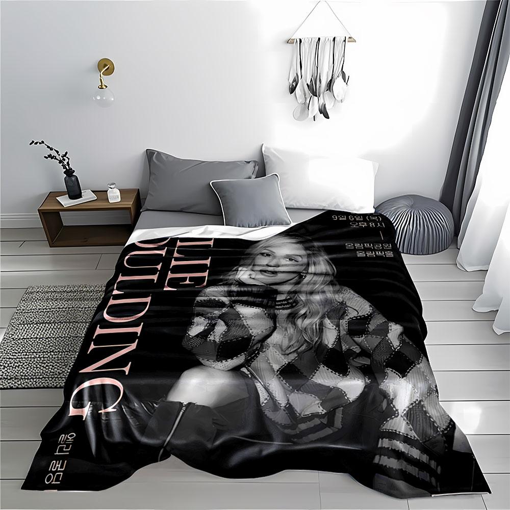 Black and White Artistic Blanket for All Seasons Blanket Lunch Break Throw Gift