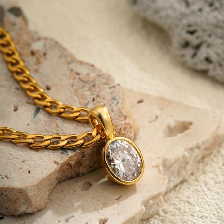 Comfortable Lightweight Oval Zirconia Pendant Necklace for Daily Use on Stainless Steel Gold Plated Chain