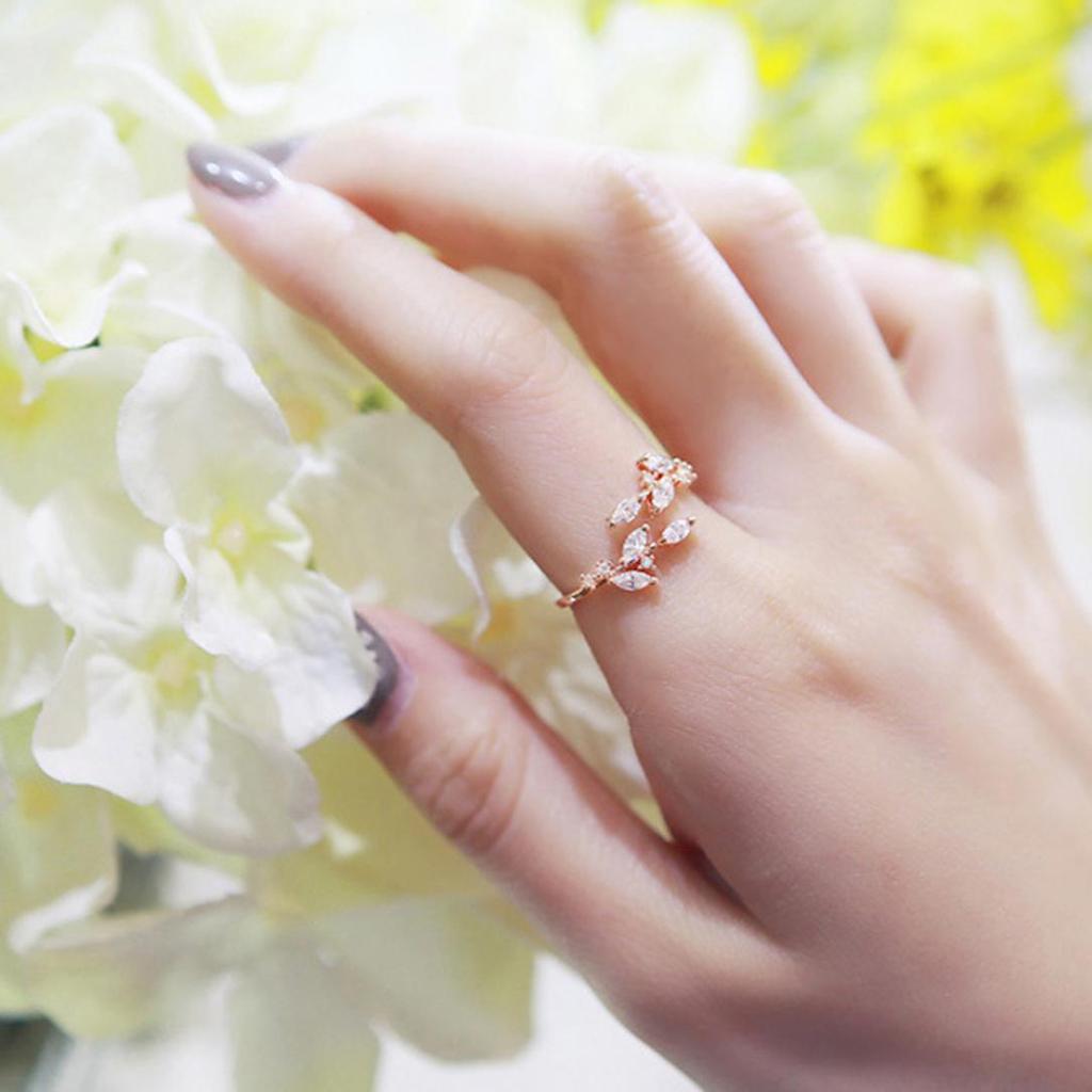 Satın alın Fashion Women Adjustable Open Ring Rhinestone Inlaid Leaves ...