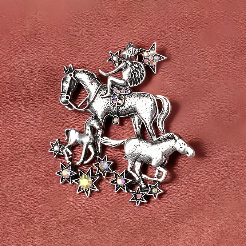 Vintage Angel Ride Horses Brooches For Women Unisex Metal Lucky Year Of The Horse Animal Office Casual Brooch Pins