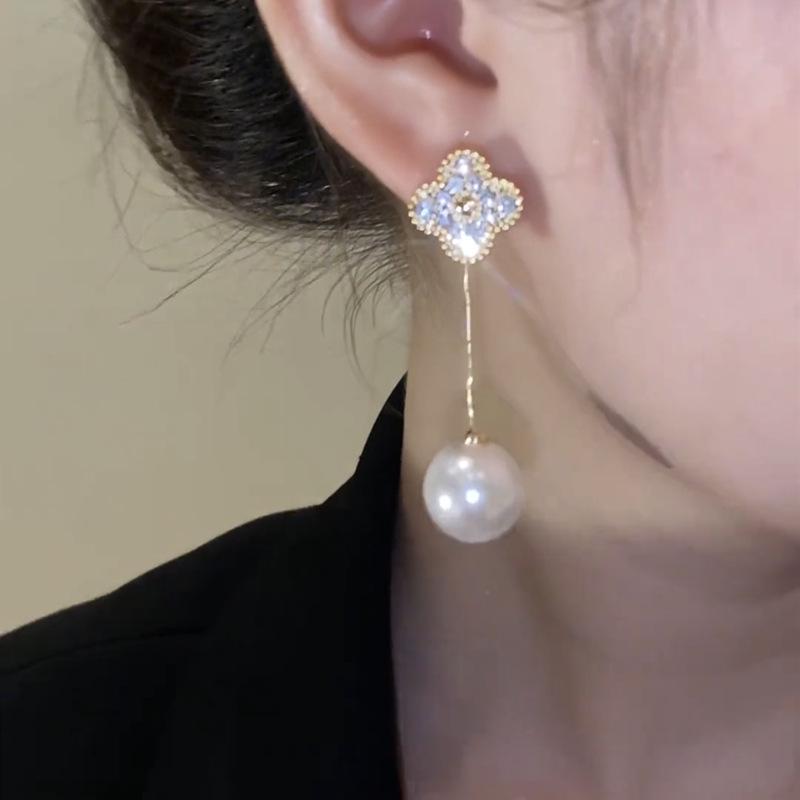 Korean Style Micro-set Lucky Flower & Large Pearl Dangle Earrings - Light Luxury, Two-way Wear for Women