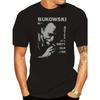 T-shirt Vintage Pesante Charles Bukowski Iconico Poeta E Scrittore Stampa Nome Nero Con Design Letterario Bianco