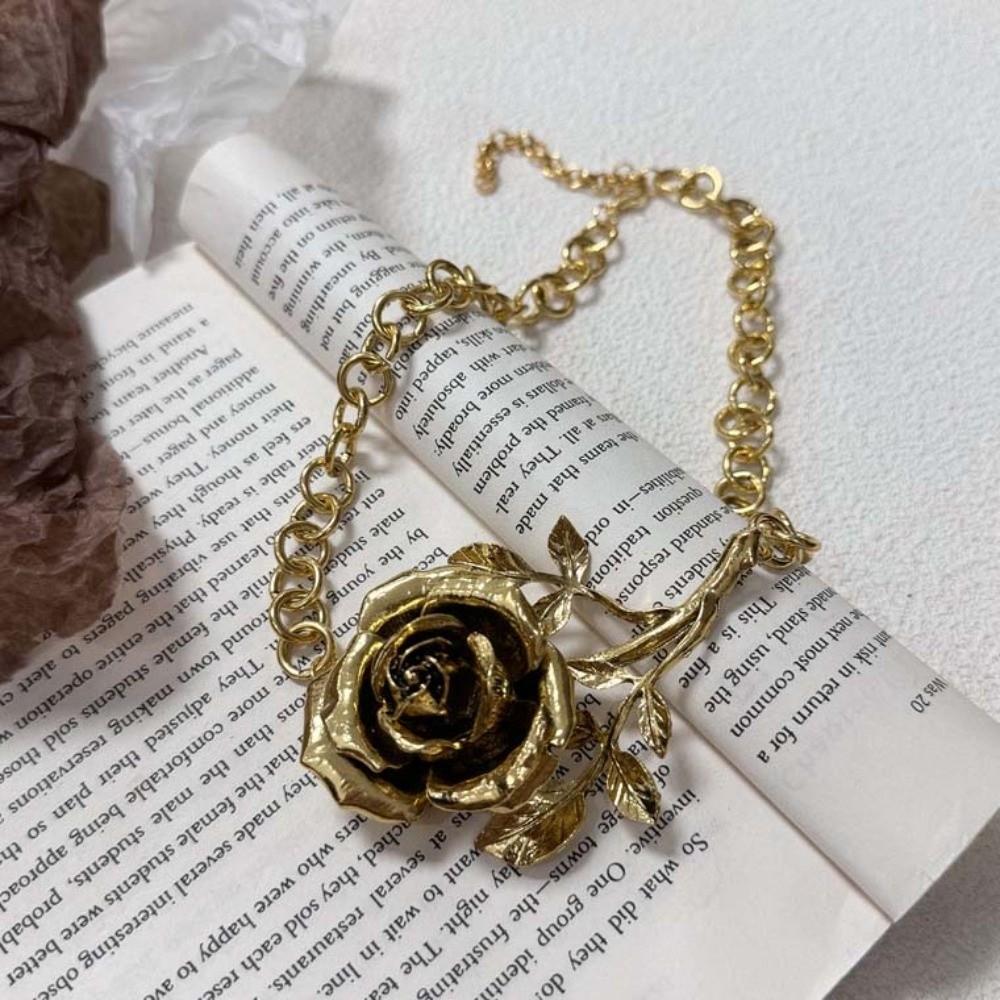 Big Metal Rose Necklace Coarse Neck Chain Elegant Exaggerated Flower Necklace  Girls