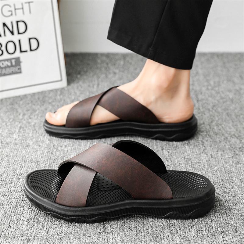 Fashion Men Shoes New Summer Shoes Italian Leather Slippers Men High Quality Size 38-47 Beach Slip On Flats Man Flip Flops Mens Sandals