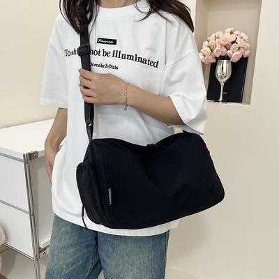 Lässige Damenhandtasche Outdoor-Sporttasche neue Pendler-Tragetasche mit großem Fassungsvermögen Kurzstrecken-Reise-Schulter-Umhängetasche