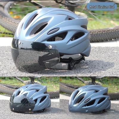Fahrradhelm mit Rücklicht