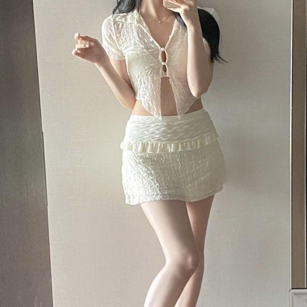 Solid Three-pieces Swimsuit Short Sleeve Cover-Ups Modest Yet Bathing Suit  Swimming