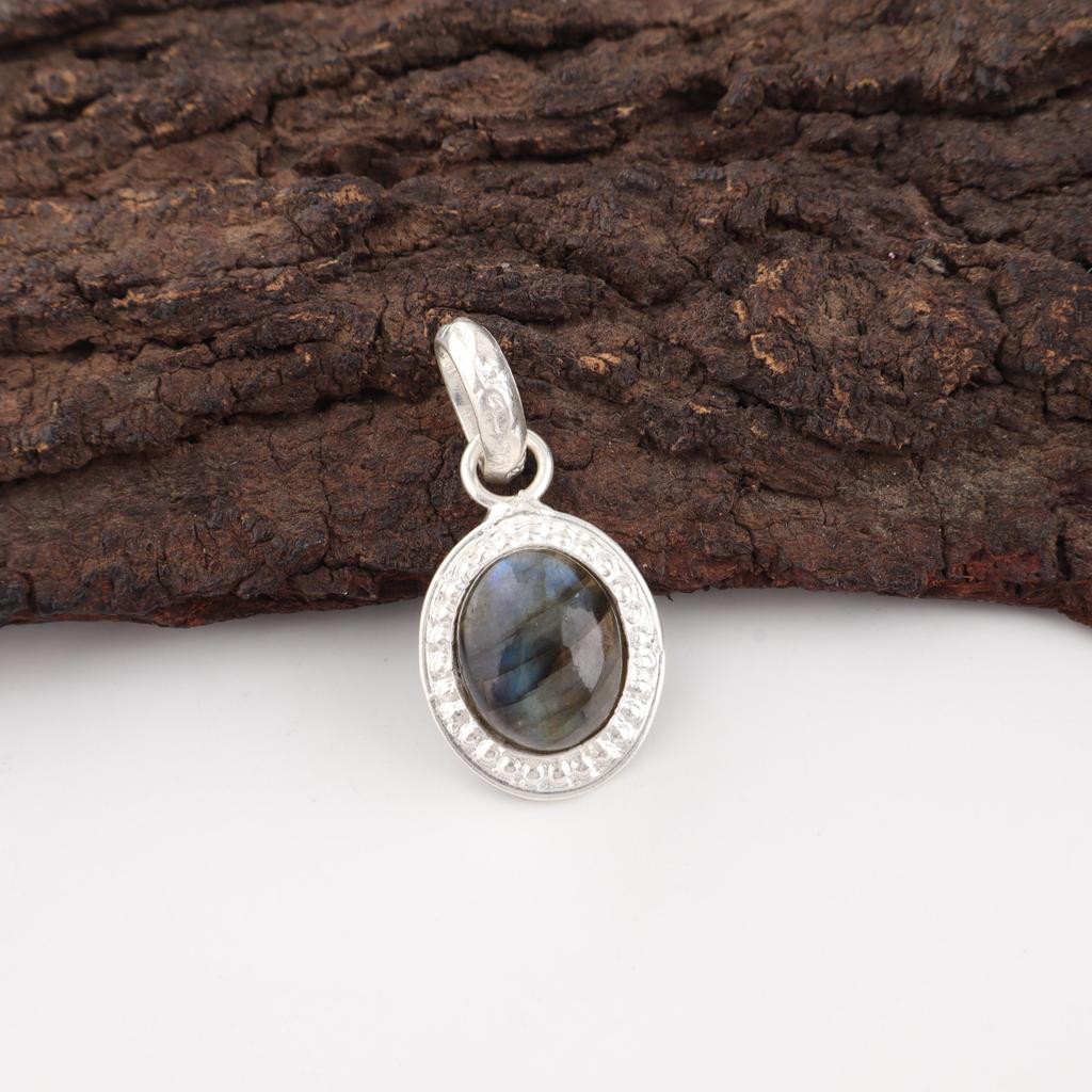 Labradorite Pendant, Handmade Gemstone 925 Sterling Silver Pendant Dainty Jewelry, For Gift Silver Jewelry