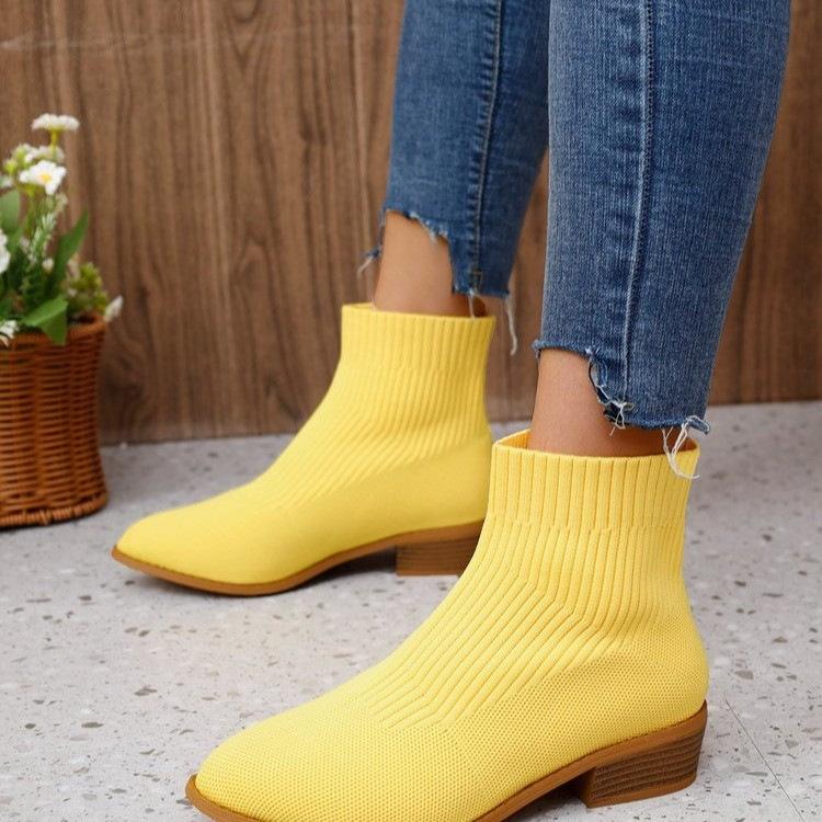 Single boots 2025 new large size autumn pointed French thick heel women's knitted Martin boots French style