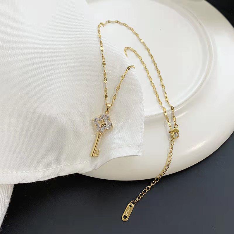 Zircon Key Necklace Female Korean Design Qixi Festival Send Girlfriend Network