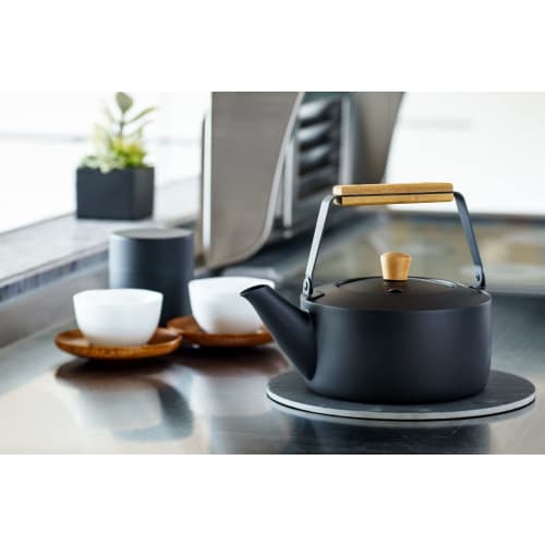 Miyazaki Seisakusho Tea Kettle (Large), 2.0L, Induction Compatible, Black Kettle CHA-12