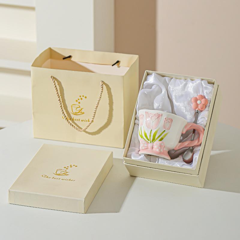 Tulip Ceramic Cup Hand Painted Relief High Looking Coffee Cup Mug Girl Heart Home Water Cup Souvenir