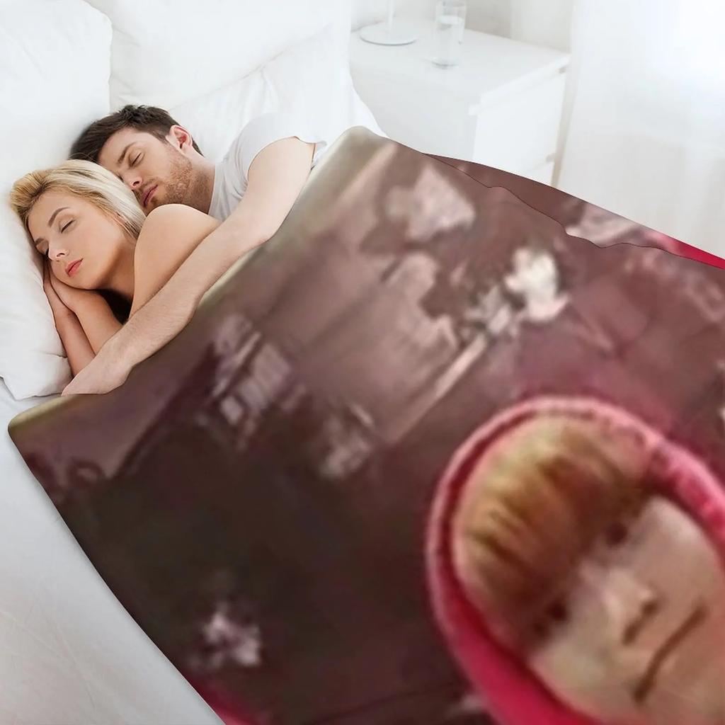 Han Jisung Cute Meme Throw Blanket Cosplay Anime Vintage Large Soft Plush Plaid Blankets