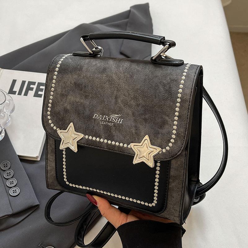 Niche design Korean version fashionable exquisite portable messenger small square bag student versatile travel commuter backpack female