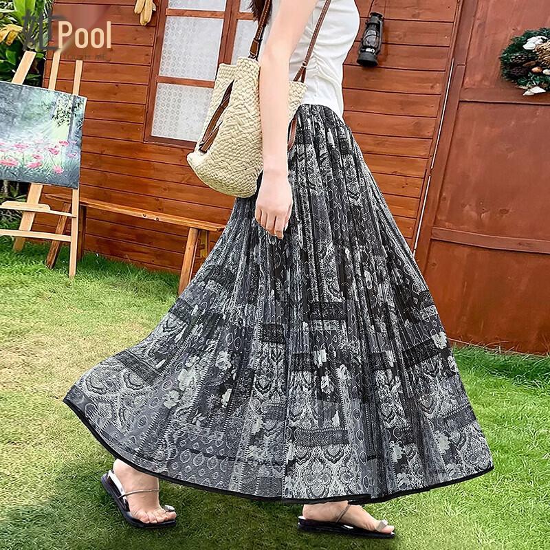 Tachi Women s Flowy Floral Print High-Waist Maxi Skirt One Size серо-белый цветочный