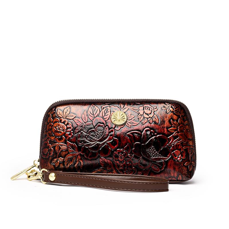 Elegant Embossed Floral Zipper Wallet for Women – Vintage Clutch with Gold Accent