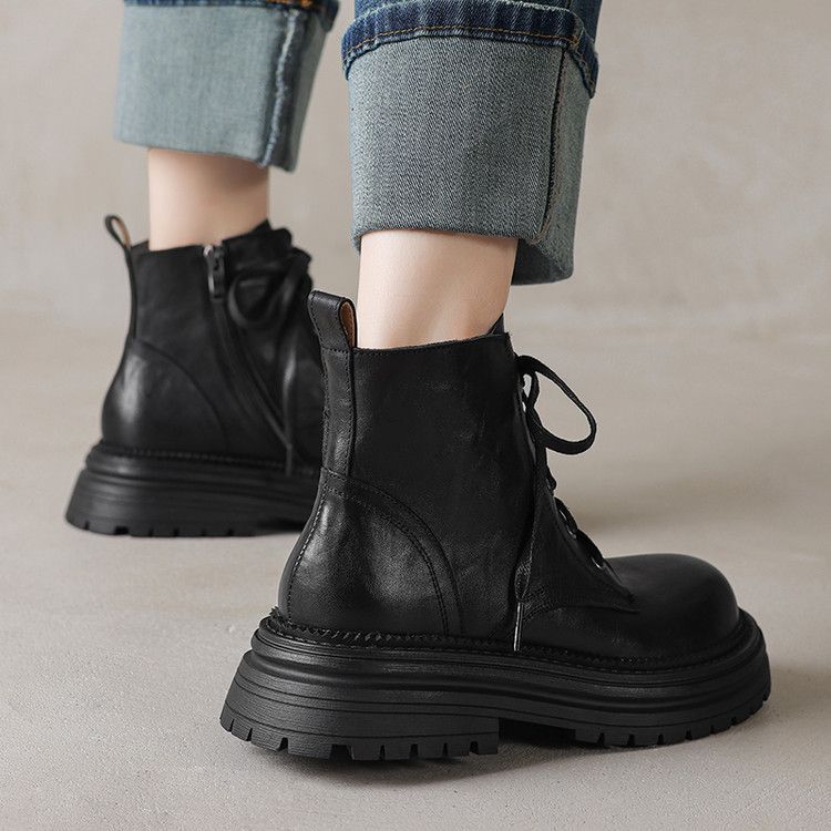 Korean Version of Retro Platform Martin Boots for Women's 2025 New Autumn and Winter Fashion Versatile Round Head Lace-up Brown Short Boots for Women