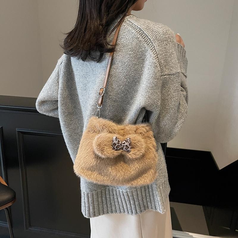 Cute Girls Bow Knot Plush Handbag Korean Ladies Winter Soft Fluffy Shoulder Bag With Top Handle Faux Fur White Crossbody Bag