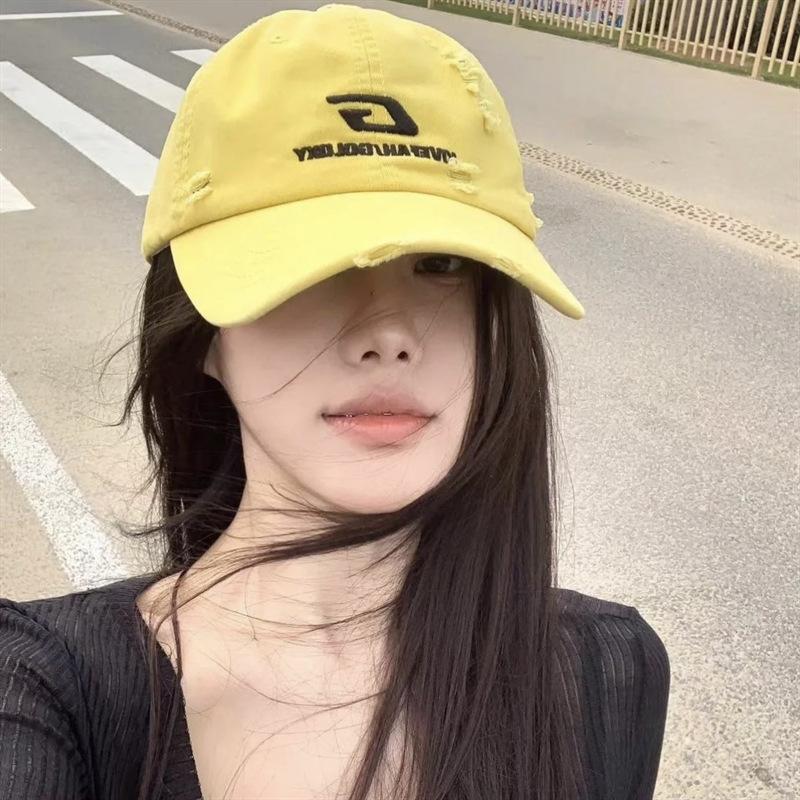 Cap type super positive G letter embroidered baseball cap female hole old high street face small cap couple