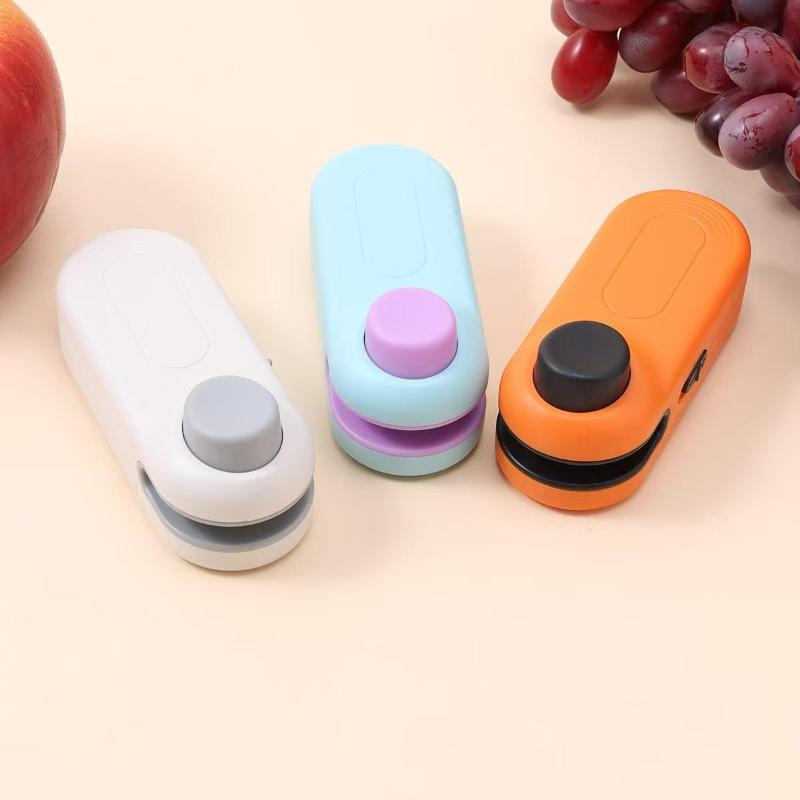 1Pcs Mini Heat Bag Sealing Machine Package Sealer Bags Thermal Plastic Food Bag Closure Portable Sealer Kitchen Accessories