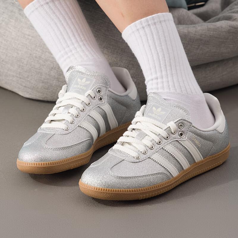 Adidas Women s KI6264 Lifestyle Low-Top Sneakers 37