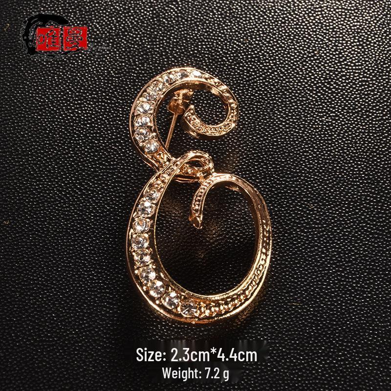 Men's Suit Jacket Brooch: Elegant English Letter Pin for a Stylish Touch