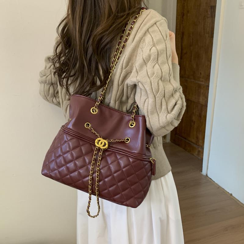 

Премиальная сумка женская 2025 новая модная ромбовидная текстура сумка через плечо большая вместимость сумка для поездок сумка на цепочке бордовый