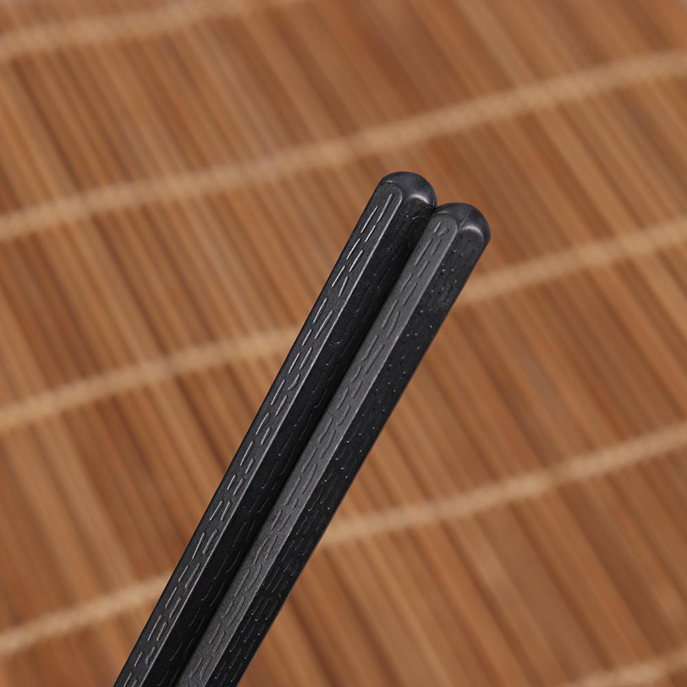 1 Pair New Portable Kitchen Non-slip Japanese Sushi Chopsticks Alloy