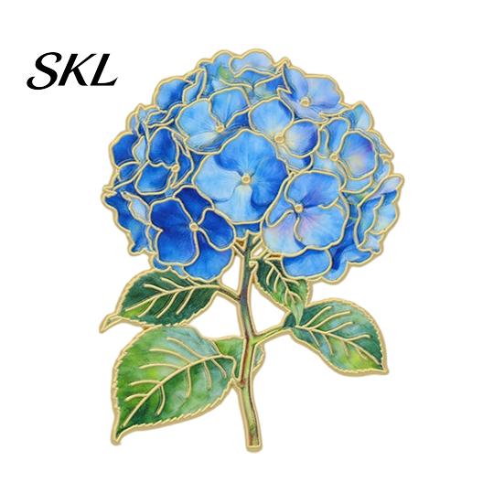 Hortensia Bloemen Broche Speld, Emaille Vorm Revers Gepolijste Randen Rugzak Olie Druppel Decoratief Speldje voor Jas Kragen Sjaals Canvas Tassen Legering