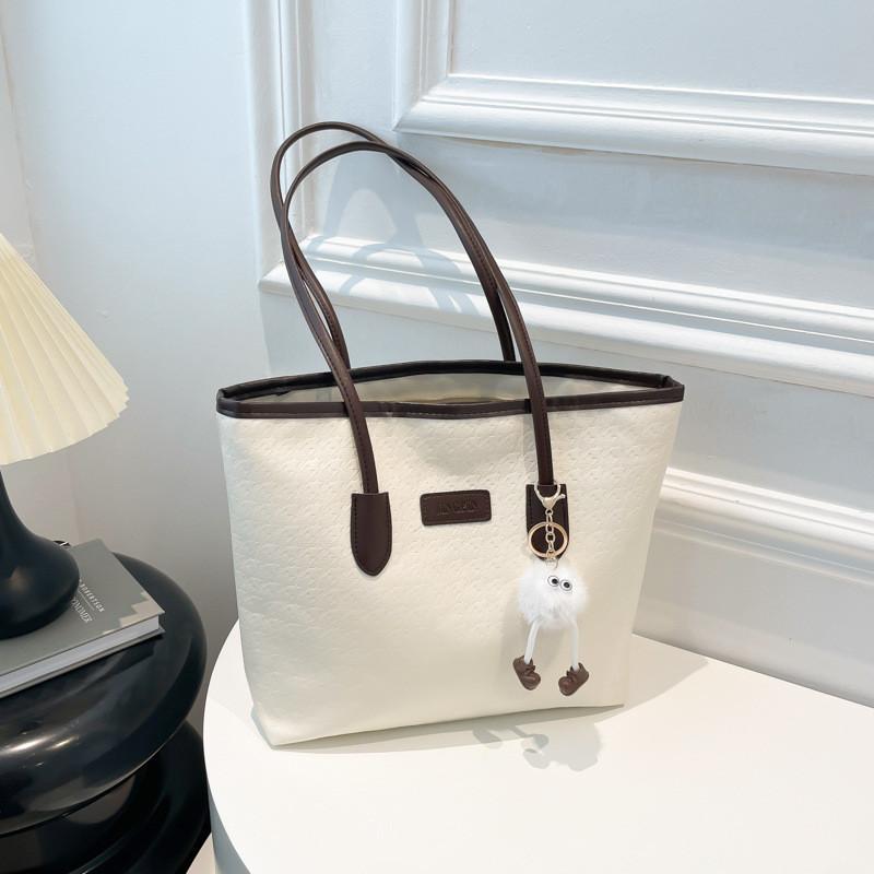 Trendy Medium-sized Pu Tote Bag For College Students With Comfortable Shoulder Strap