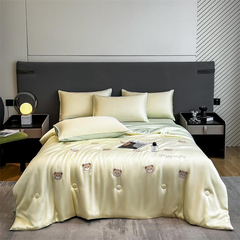 Cool Summer Ice Silk Summer Quilt Single Piece Flower Summer Cool Quilt Single Dormitory Air Conditioner Machine Washable