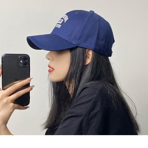 Personalized Baseball Cap Unisex Wide Brim Sun Hat With Adjustable Fit For Summer Activities