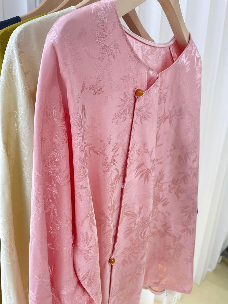 2024 Spring Women's Retro Chinese Style Agate Button Slanted Lapel Top