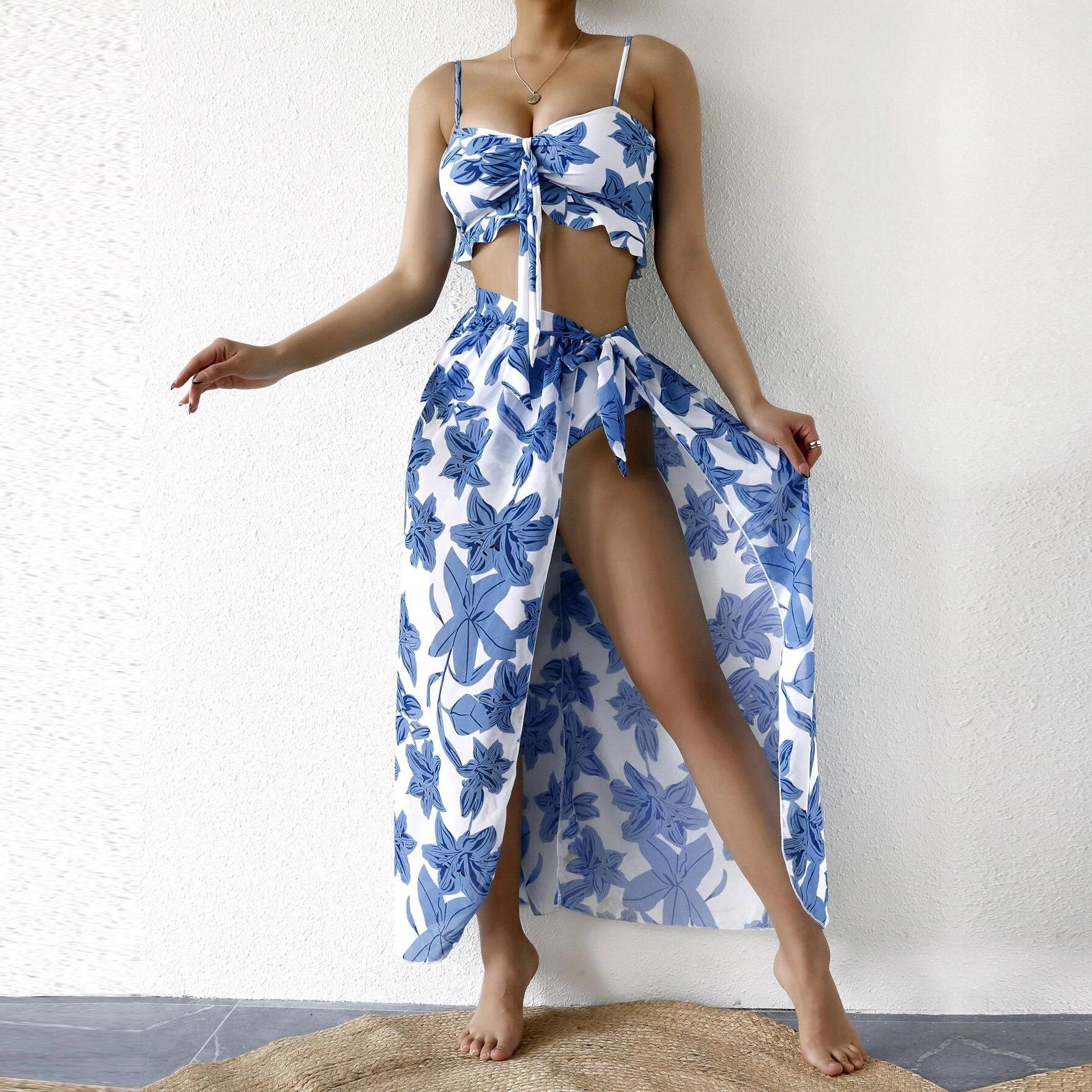 New Women s Beach & Vacation Style Three-Piece Set S синий