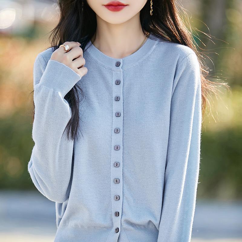 Loose Fit Solid Color Round Neck Long Sleeve Knit Cardigan