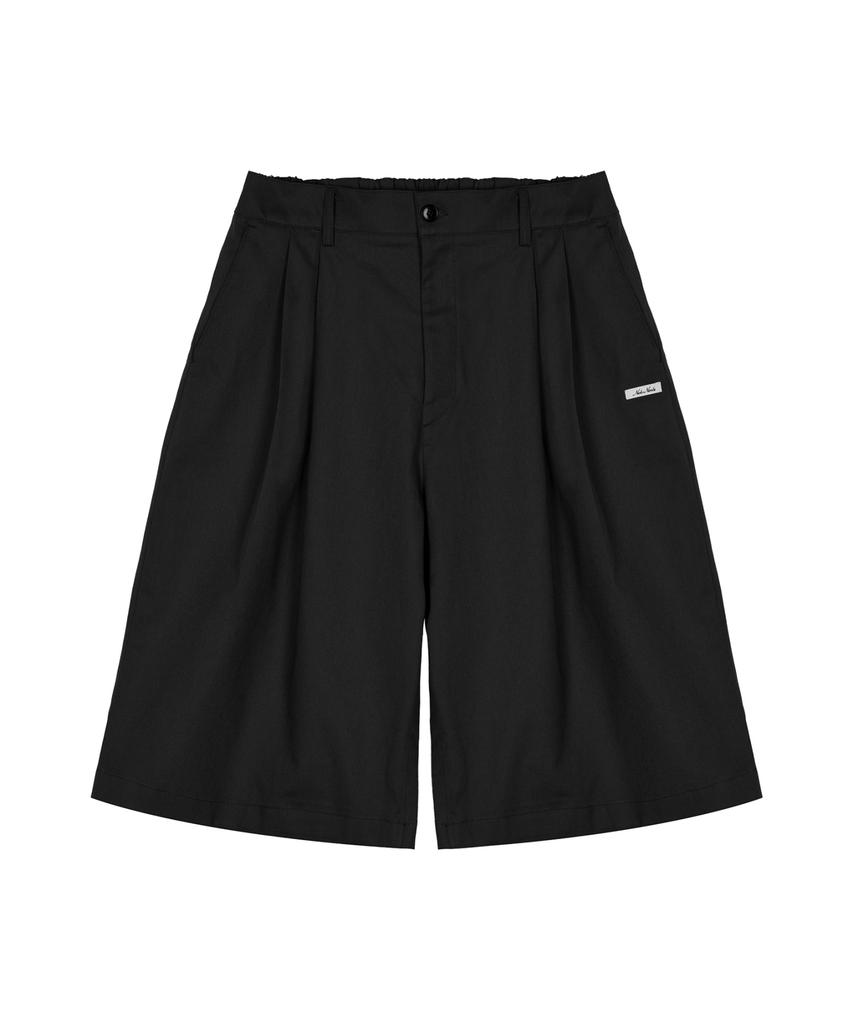 Nigaennikol Wide Two-Tuck Bermuda Pants_Black