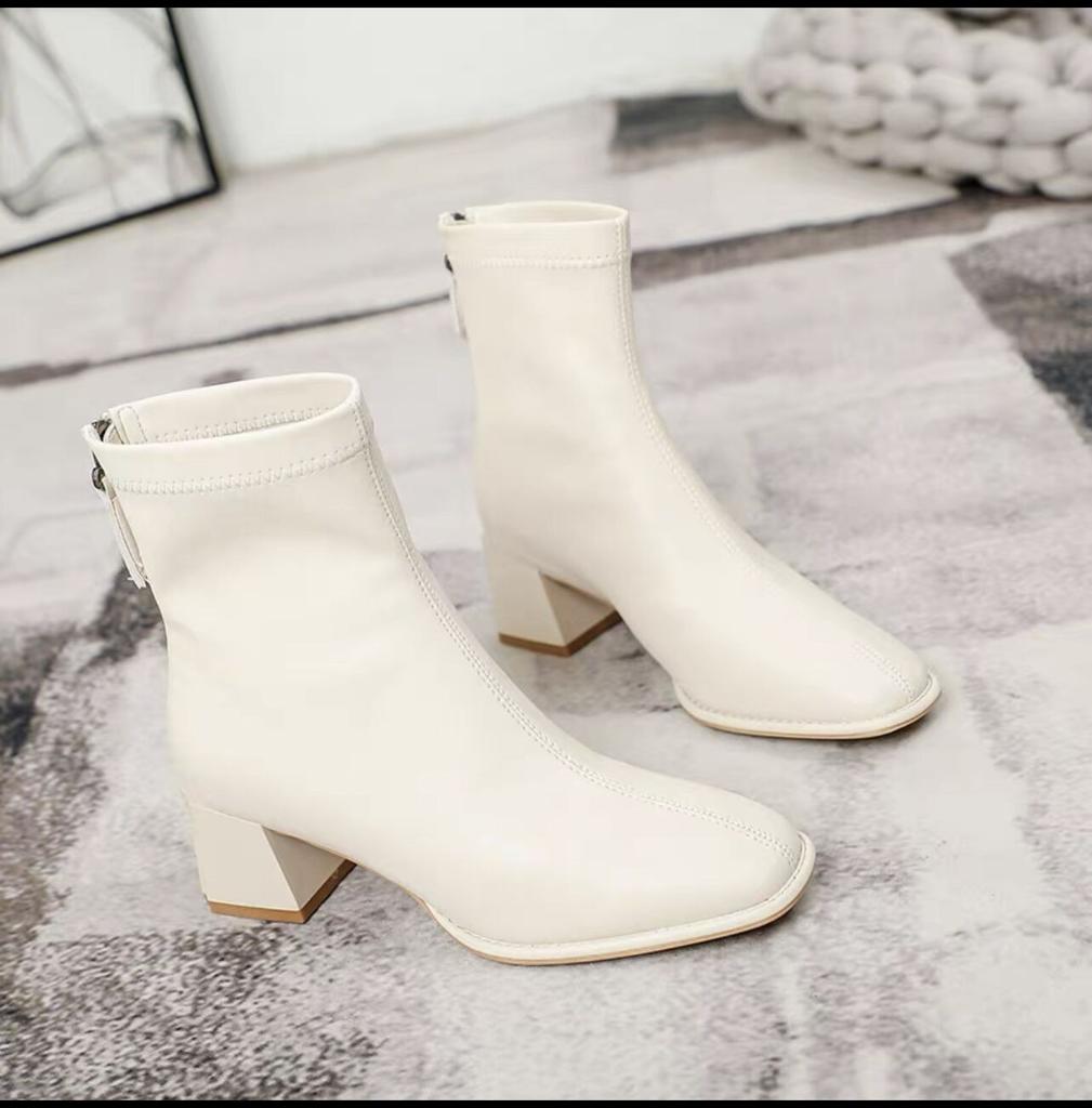 Braune Stiefel mit dickem Absatz, französische kurze Stiefel, Kinder Frühling und Herbst 2024, neue Einzelstiefel, Winter-Knöchel- und nackte Stiefel, mittelhoher Absatz