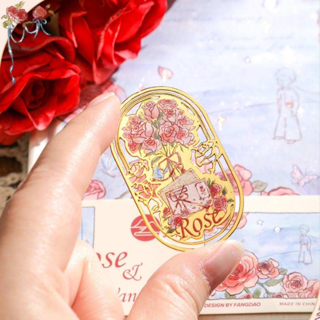Vintage Exquisite Rose Metal Bookmark Hollow Out Art Flowers Paperclips Reading Mark Decor Page Holder Students Teachers Gift