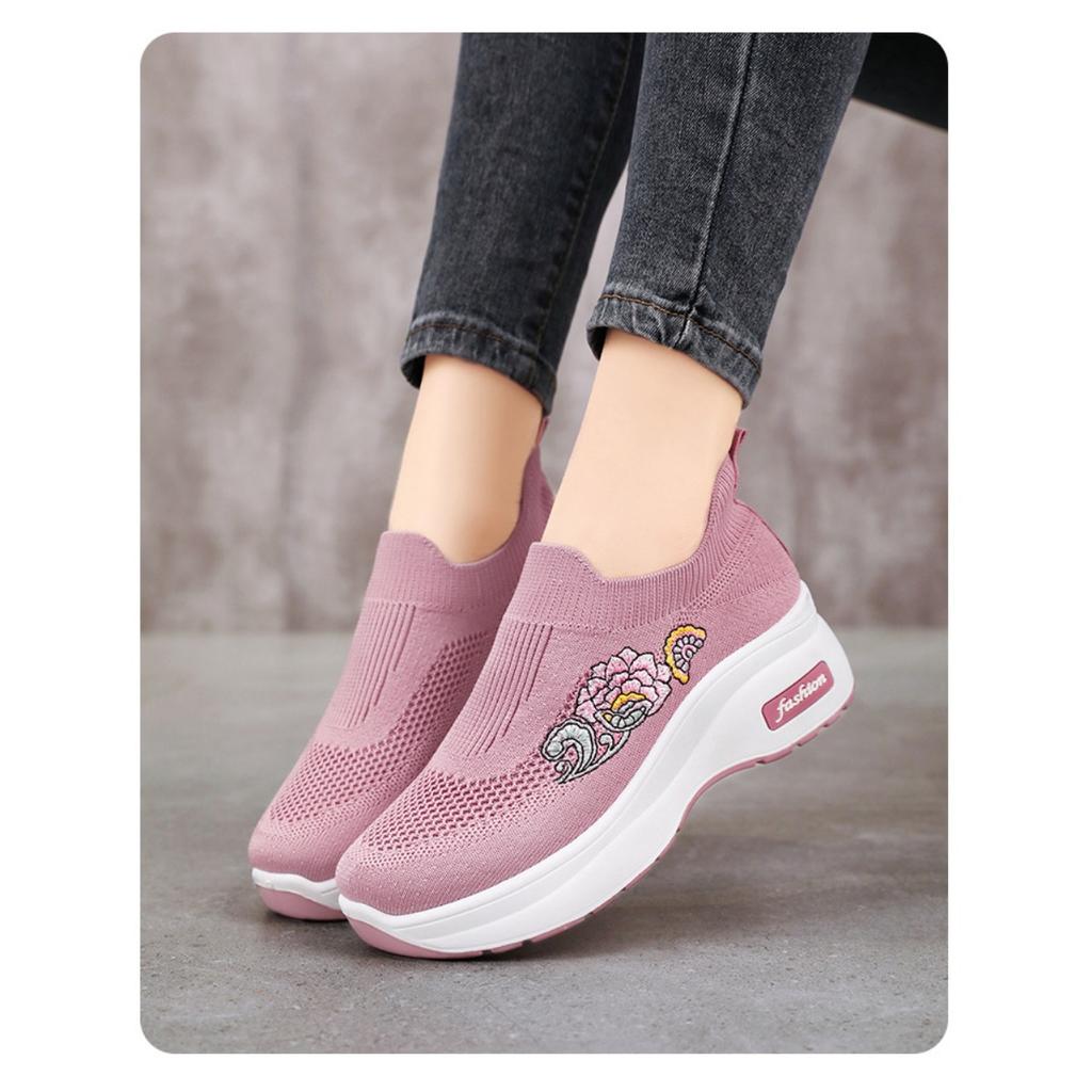 Women's Summer New Lightweight Sponge Sole Casual Shoes, Women's Height Increasing Shoes, Versatile Thick Soled Shoes