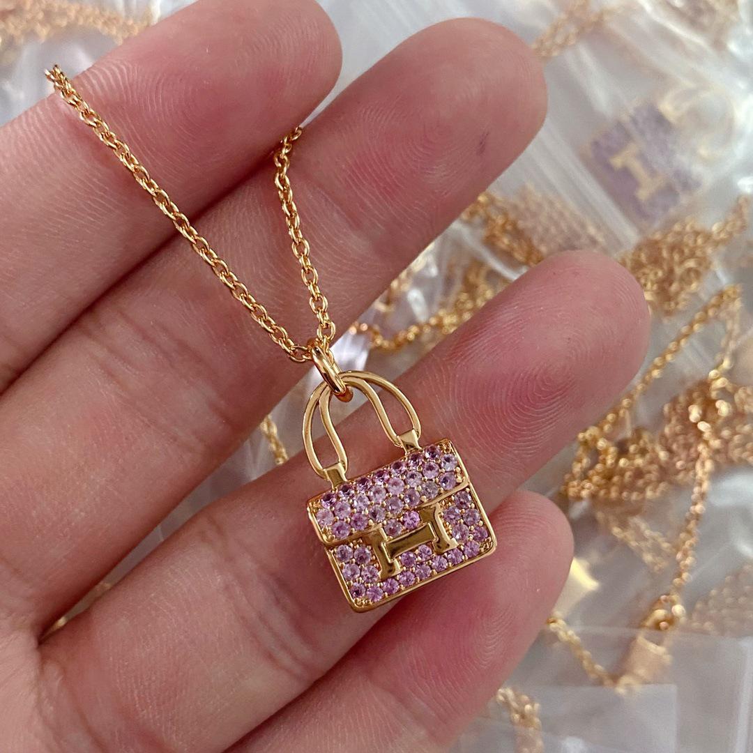 

Women s Pink Diamond H Necklace & Clavicle Chain - 18K Rose Gold Pendant, Cross-border Hot Style