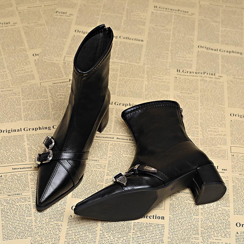 Retro pointed punk style thick heel short boots for women, new European and American thin boots, rear zipper Martin boots for women