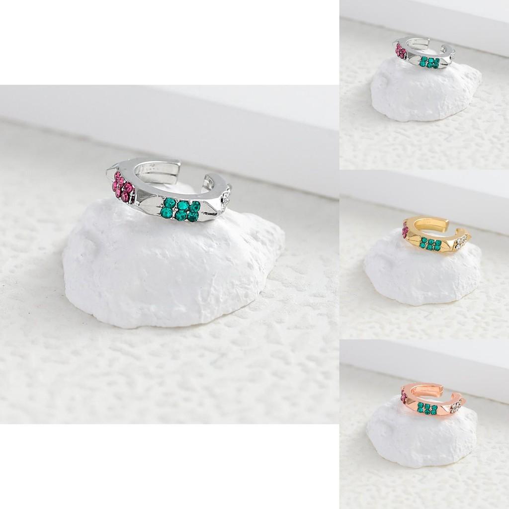 Luxurious Geometric Ear Cuff With Sparkling Rhinestones For Fashionable Women