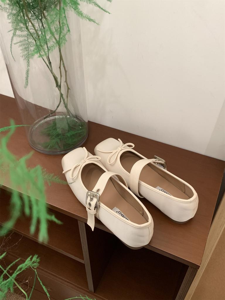 French Retro Satin Square Head Bow Grandma Shoes One-word Buckle with Mary Jane Single Shoes, Sweet Temperament Small Leather Shoes