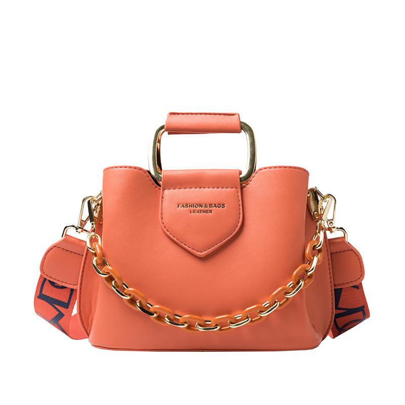 Women's bag new bucket bag Korean version shoulder bag handbag chain commuter bag messenger bag women's small bag