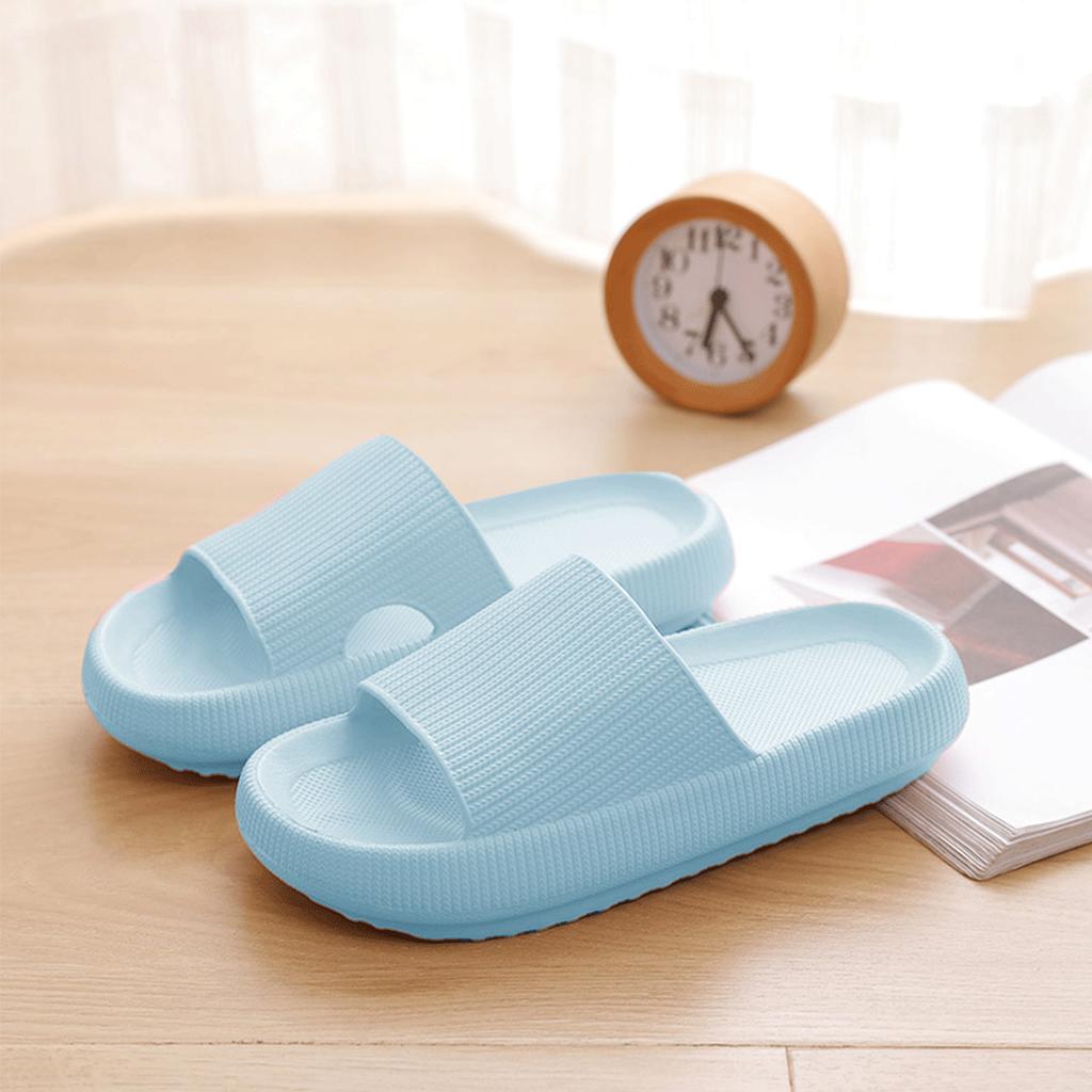 Bathroom slippers women's summer couple home indoor cool slippers rubber and plastic EVA thick bottom stepping on shit slippers men