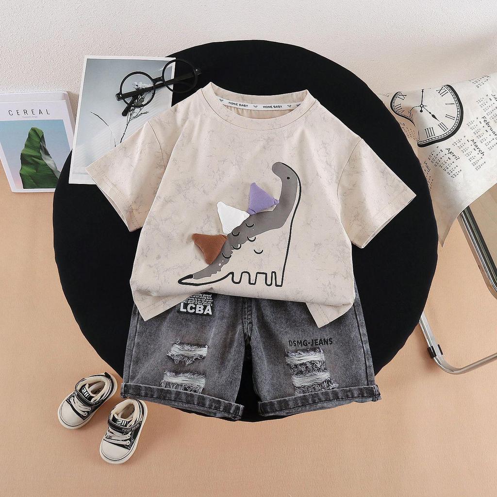 Boys' Stylish Dinosaur Summer Outfit: Short Sleeve Cartoon Two-Piece Set for 2026